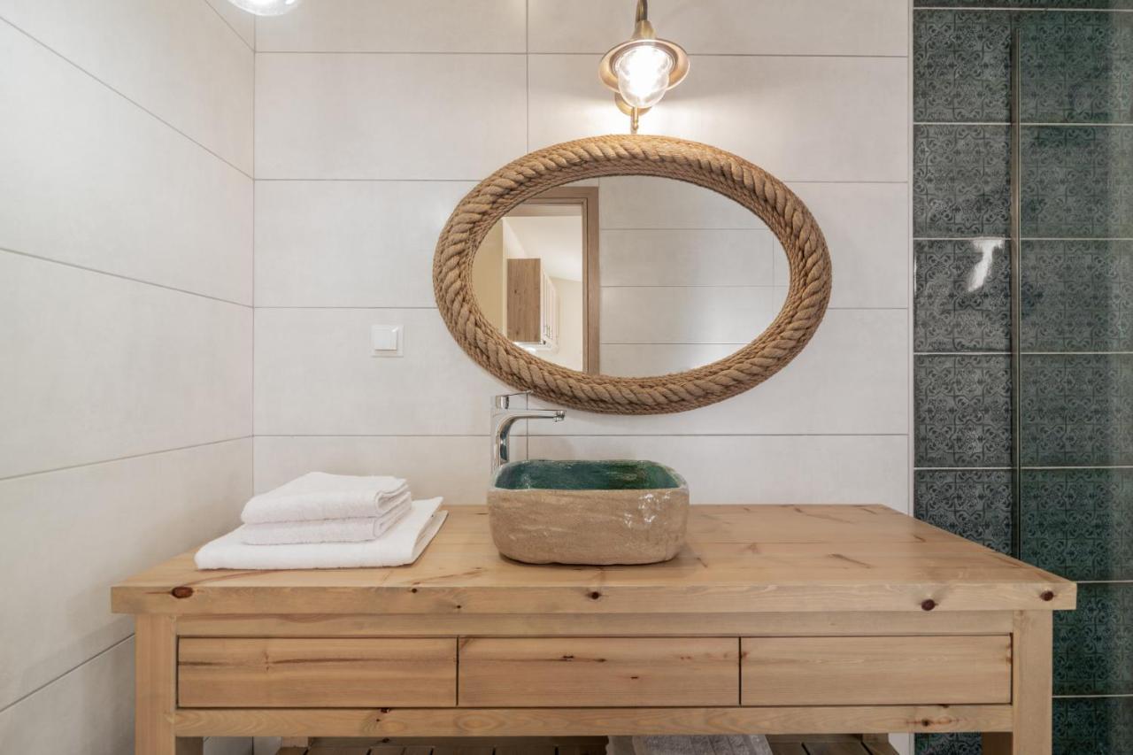 Milk And Honey Residence Romirion Экстерьер фото